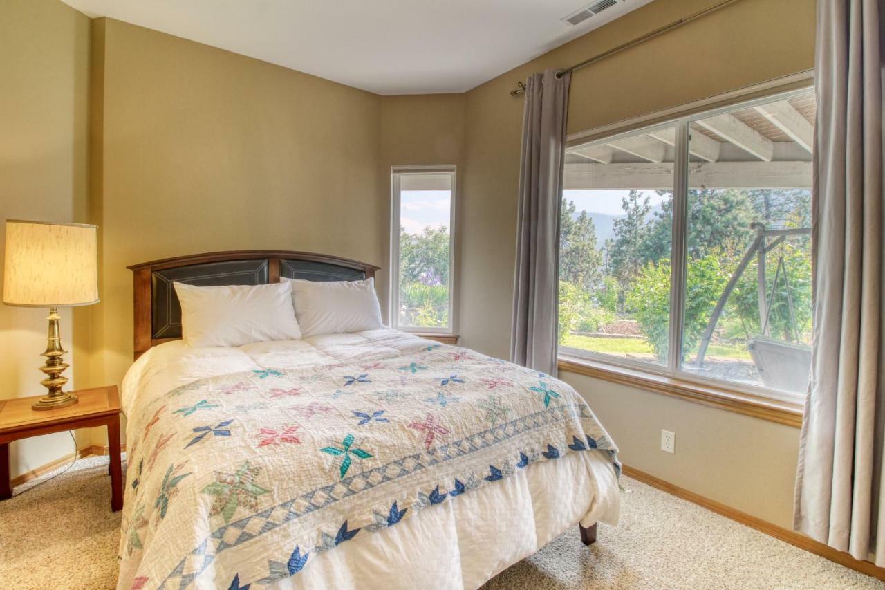 The Hawks Nest Villa Manson Exterior photo